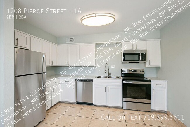 Primary Photo - 1208 Pierce St