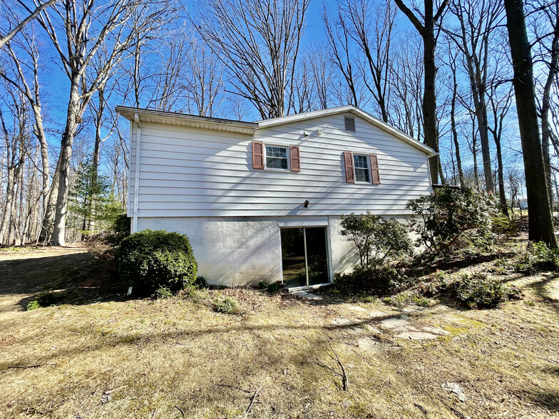 Side of the Home - 21628 Parker Rd