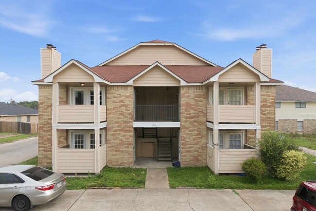 Building Photo - 1310 Brenda Ln