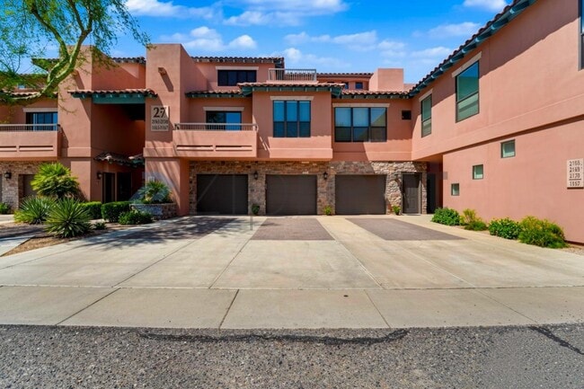 Building Photo - 20660 N 40th St