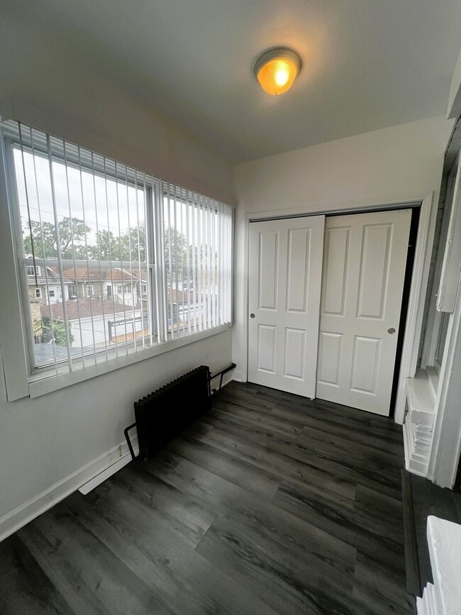Building Photo - 5461 W Haddon Ave