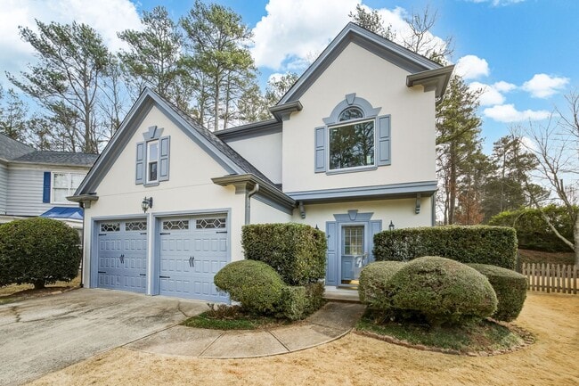 Building Photo - Spectacular John's Creek Traditional