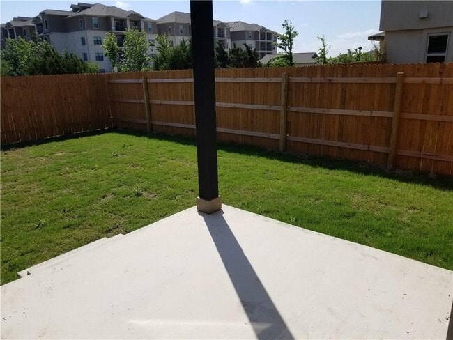 Building Photo - 1024 Peregrine Way