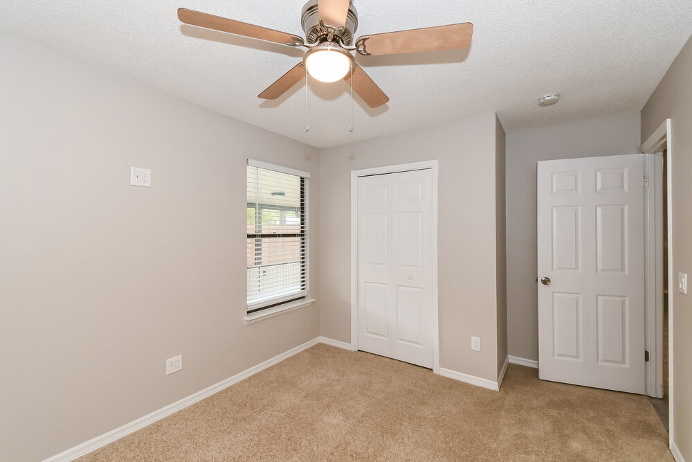 Building Photo - 3164 Sanderling Ct