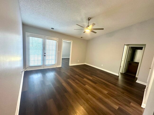 Building Photo - 1686 Sandpiper Dr