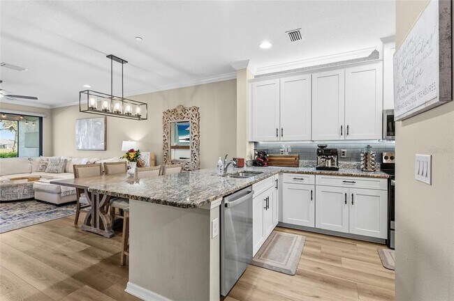 Building Photo - 13731 Messina Loop