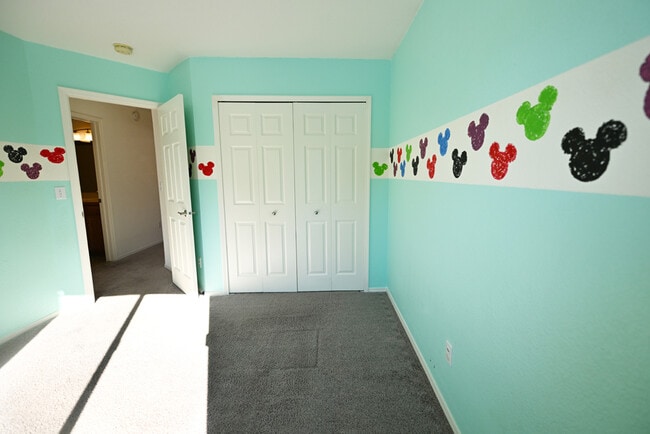 Building Photo - 1343 Lookout Springs Dr