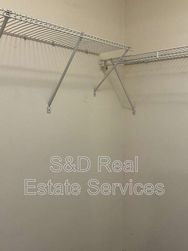 Building Photo - 4038 Doral