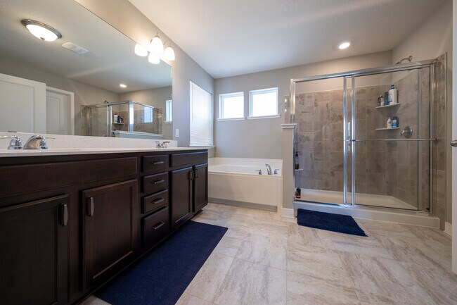Building Photo - 8634 Platinum Cove