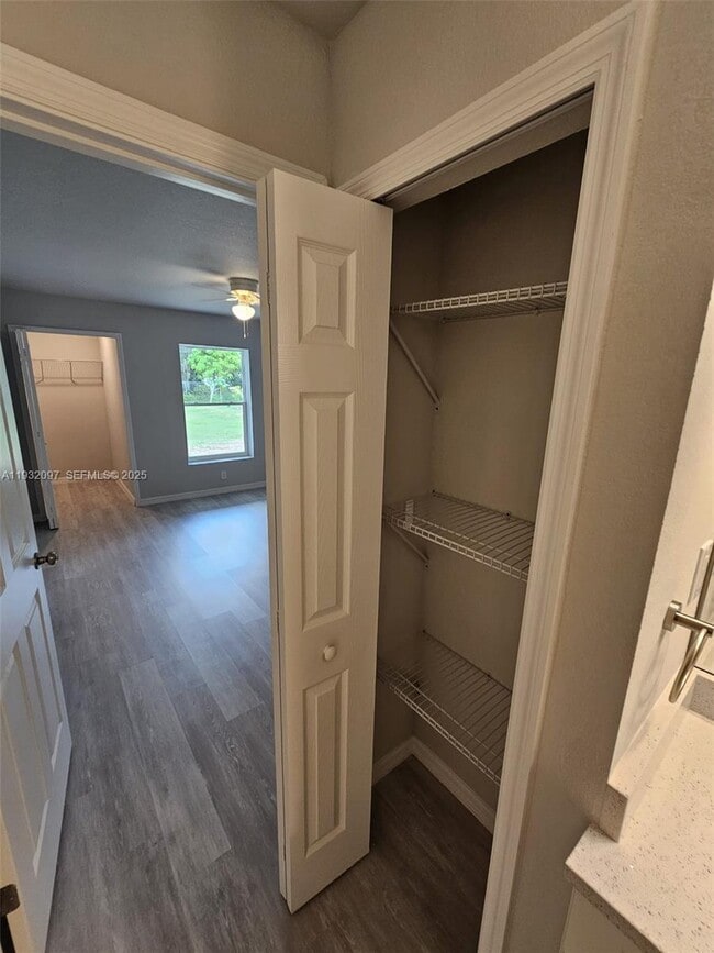 Building Photo - 1416 Las Villas Blvd