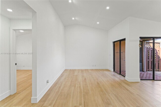 Building Photo - 6225 NW 171st St