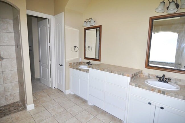 Building Photo - COMING SOON/VIEW NOW - Stunning 4-Bedroom Home in NRH with Media Room, Sunroom & Lawn Care Included!