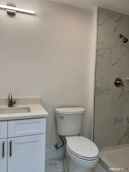 Building Photo - 177 Chestnut St