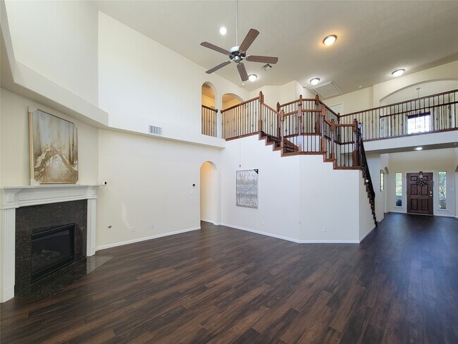 Building Photo - 26307 Langdon Ct