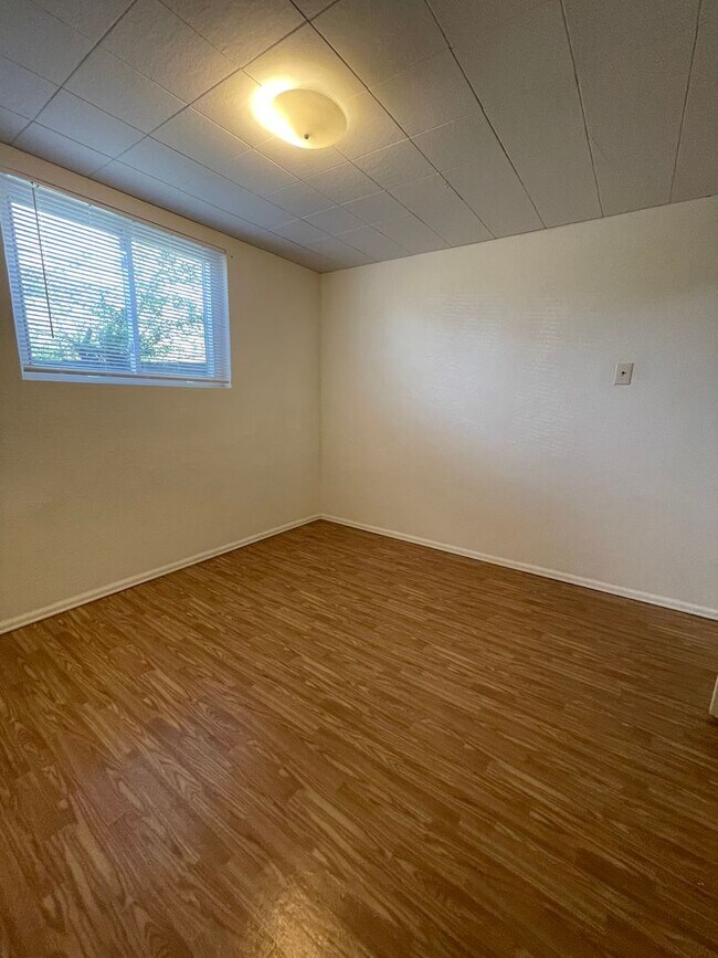 Building Photo - 3113 De Cortez St