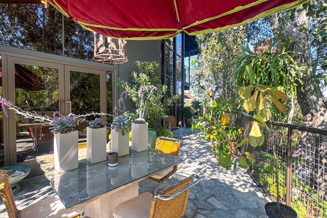 Building Photo - 1344 Marianna Rd