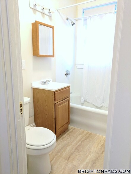 Building Photo - 88 Washington St