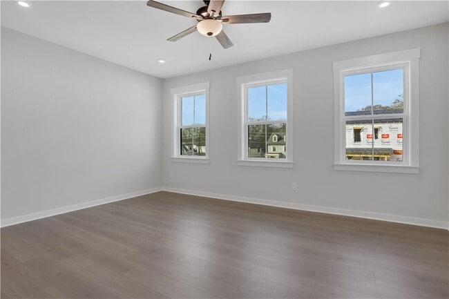 Building Photo - 119 Bridgecrest Rd