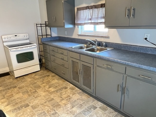 Building Photo - 742 Pony Farm Road