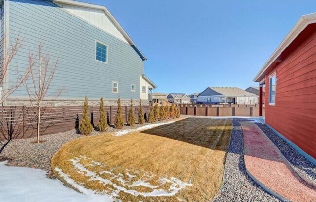 Building Photo - 26891 E Byers Ave