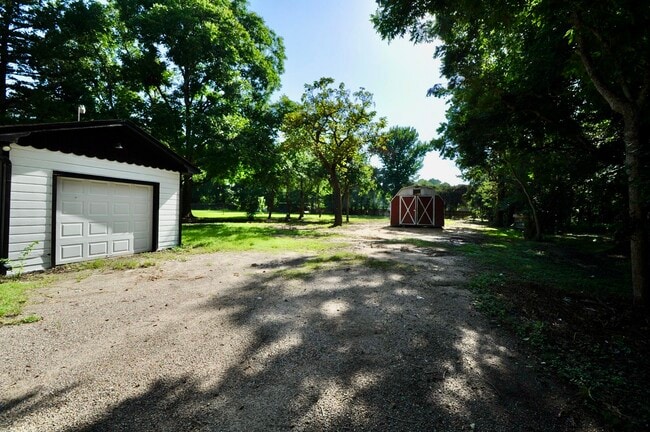 Building Photo - 257 Co Rd 2003