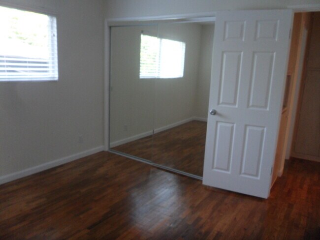 Building Photo - 1821 20th St