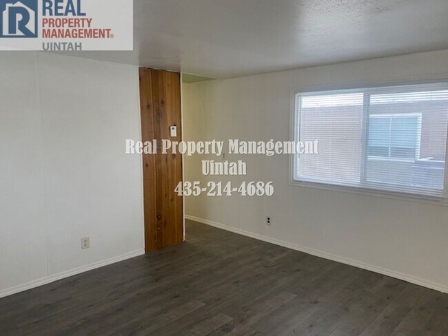 Building Photo - 2 Bed 1 Bath Trailer Home WITH A $300 OFF FIRST MONTH'S RENT WHEN YOU SIGN A 12 MONTH LEASE WITH ...