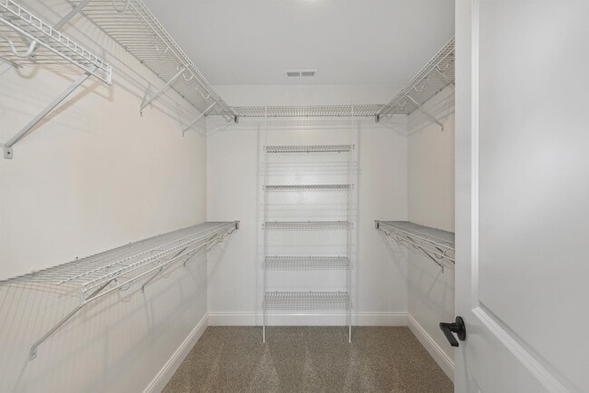 Building Photo - 626 Rapp Dr