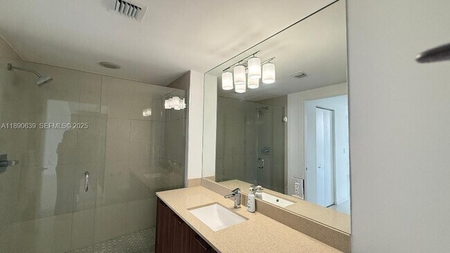 Building Photo - 5300 NW 85th Ave