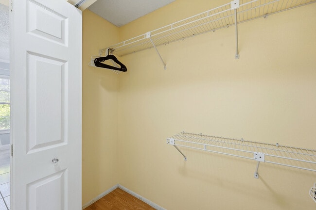 Building Photo - 3663 Longmeadow