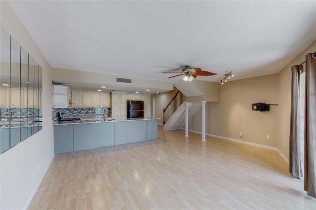Building Photo - 426 Yacht Club Dr