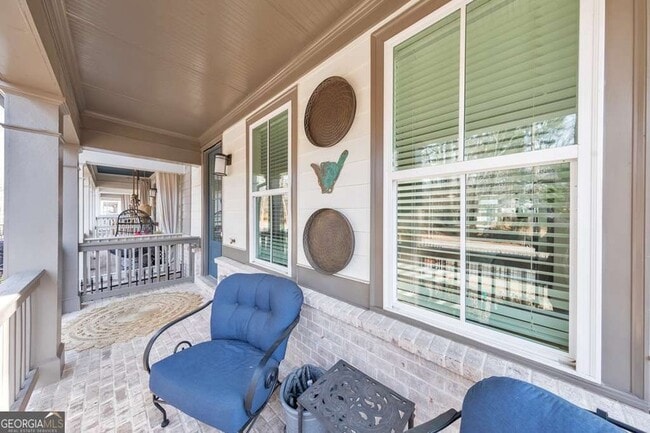 Building Photo - 320 Oak Arms Wy