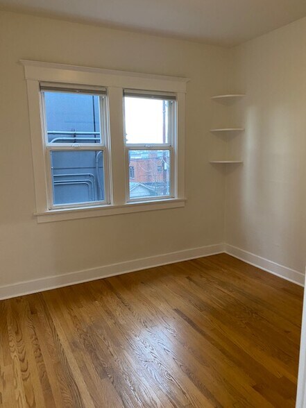 bedroom 2 - 2333 Boylston Ave E
