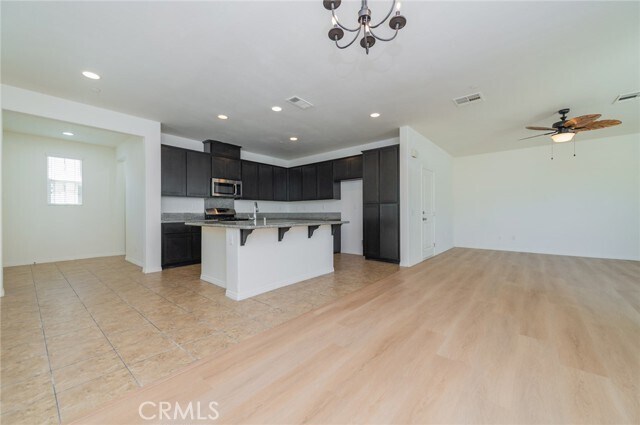 Building Photo - 2840 S Via Belamaria