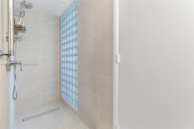 Building Photo - 92 SW 3rd St