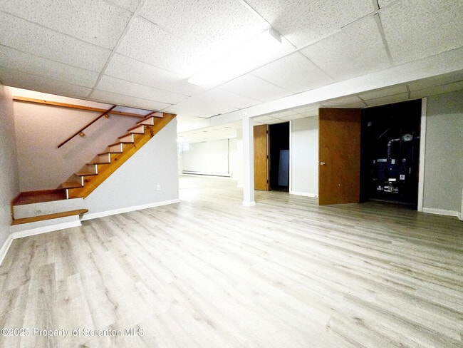 Building Photo - 285 Lyndwood Ave