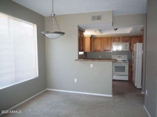 Building Photo - 4925 E Desert Cove Ave