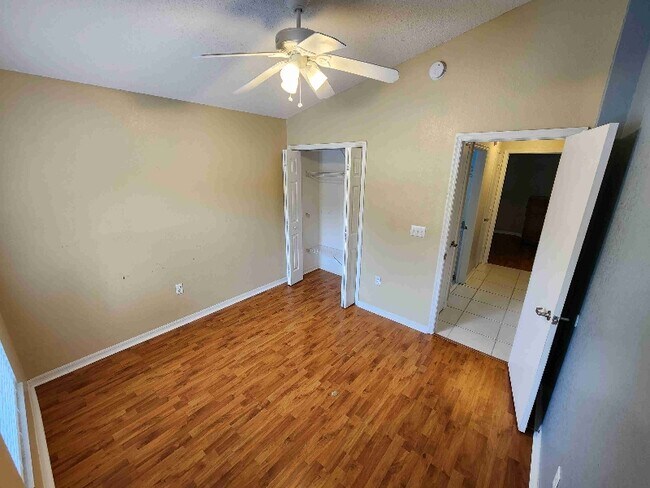 Building Photo - 7493 Briarbay Loop