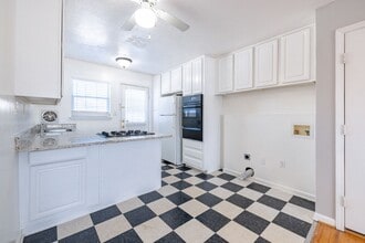 Building Photo - Peachtree Hills Court, 2-bedroom Atlanta address in the heart of the hills for $1400-month