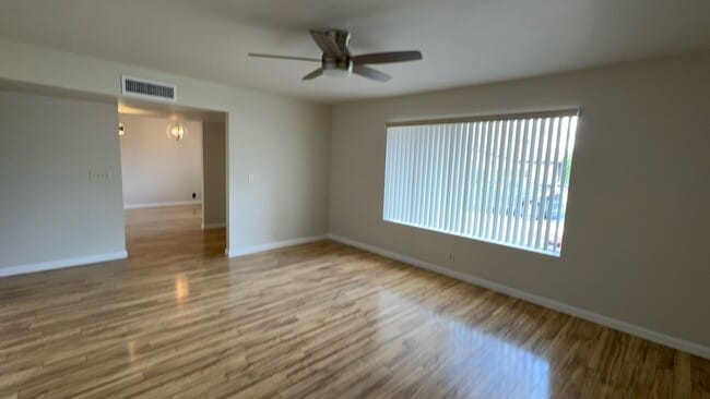 Building Photo - 2 Bed 2 Bath home In Sunland Village 55+