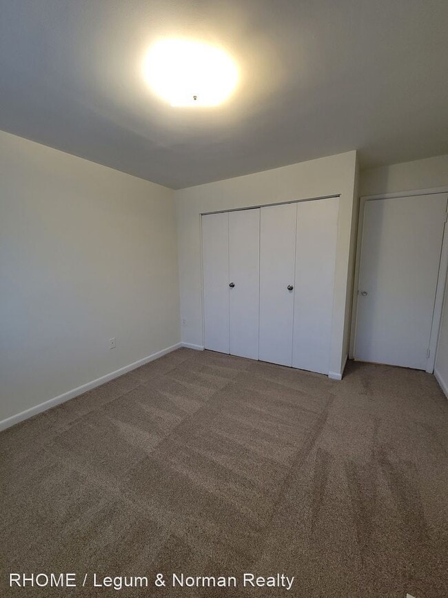 Building Photo - 2 br, 2 bath House - 8830 Piney Branch Rd ...