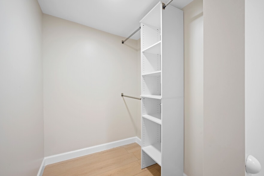 Building Photo - 7727 Gentry Ave