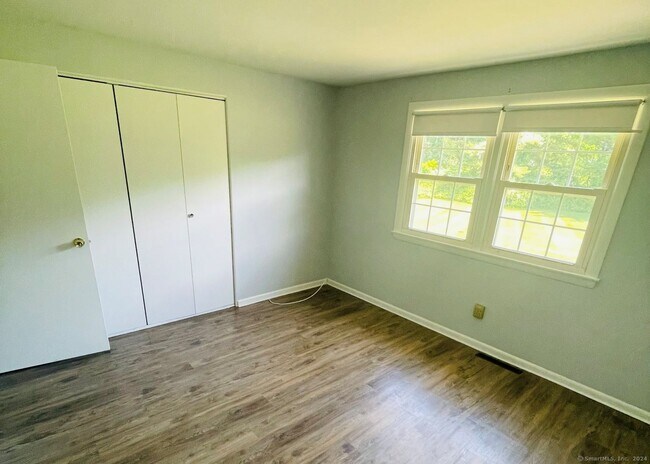 Building Photo - 23 Esquire Dr