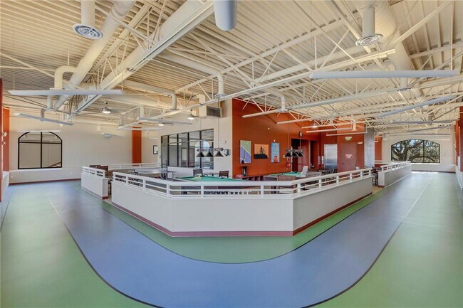 Building Photo - 361 Almansa St