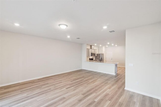 Building Photo - 675 Belgrove St