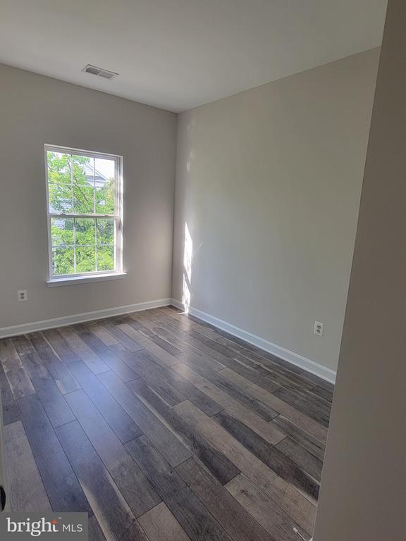 Building Photo - 42497 Magellan Square