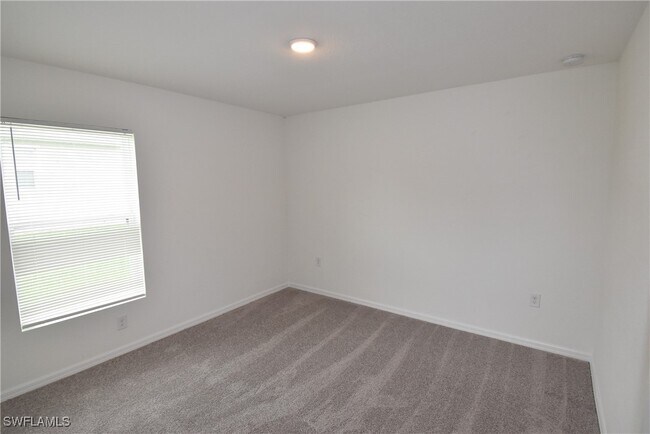 Building Photo - 3945 Constitution Dr