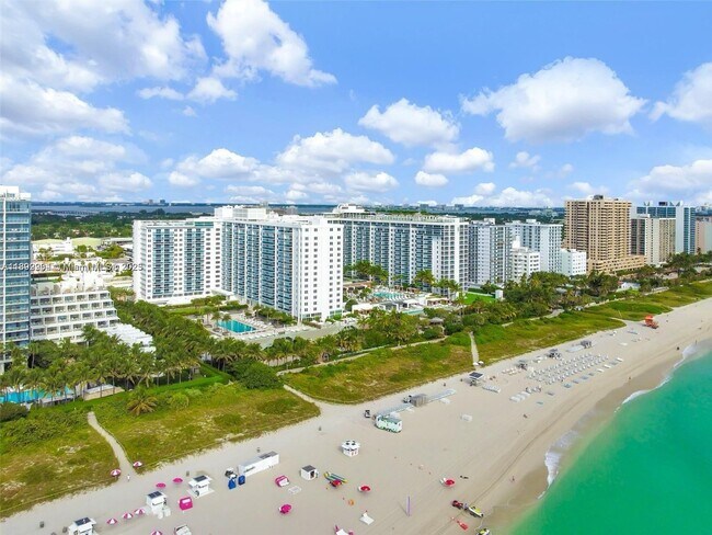 Building Photo - 2301 Collins Ave