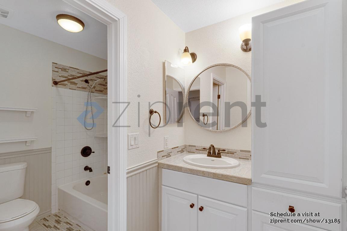 Building Photo - 5607 Blackrock Rd