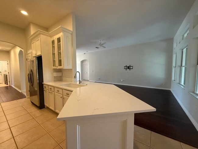 Building Photo - Exquisite 4-Bedroom, 3- Bathroom Home